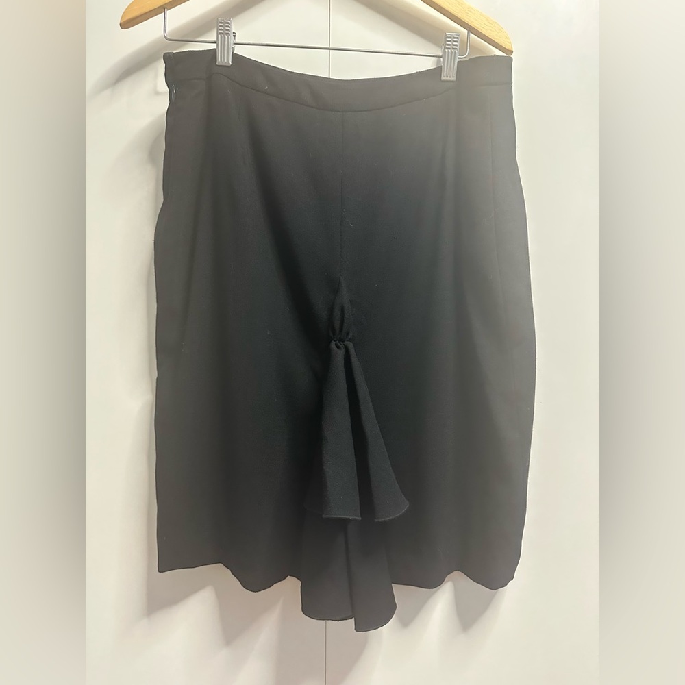 Valentino Black Wool Skirt – Made in Italy – Size M - Picture 2 of 9